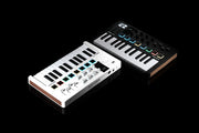 Arturia MiniLab 3, 25 Slim-Key USB-C Midi Controller