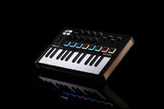 Arturia MiniLab 3, 25 Slim-Key USB-C Midi Controller
